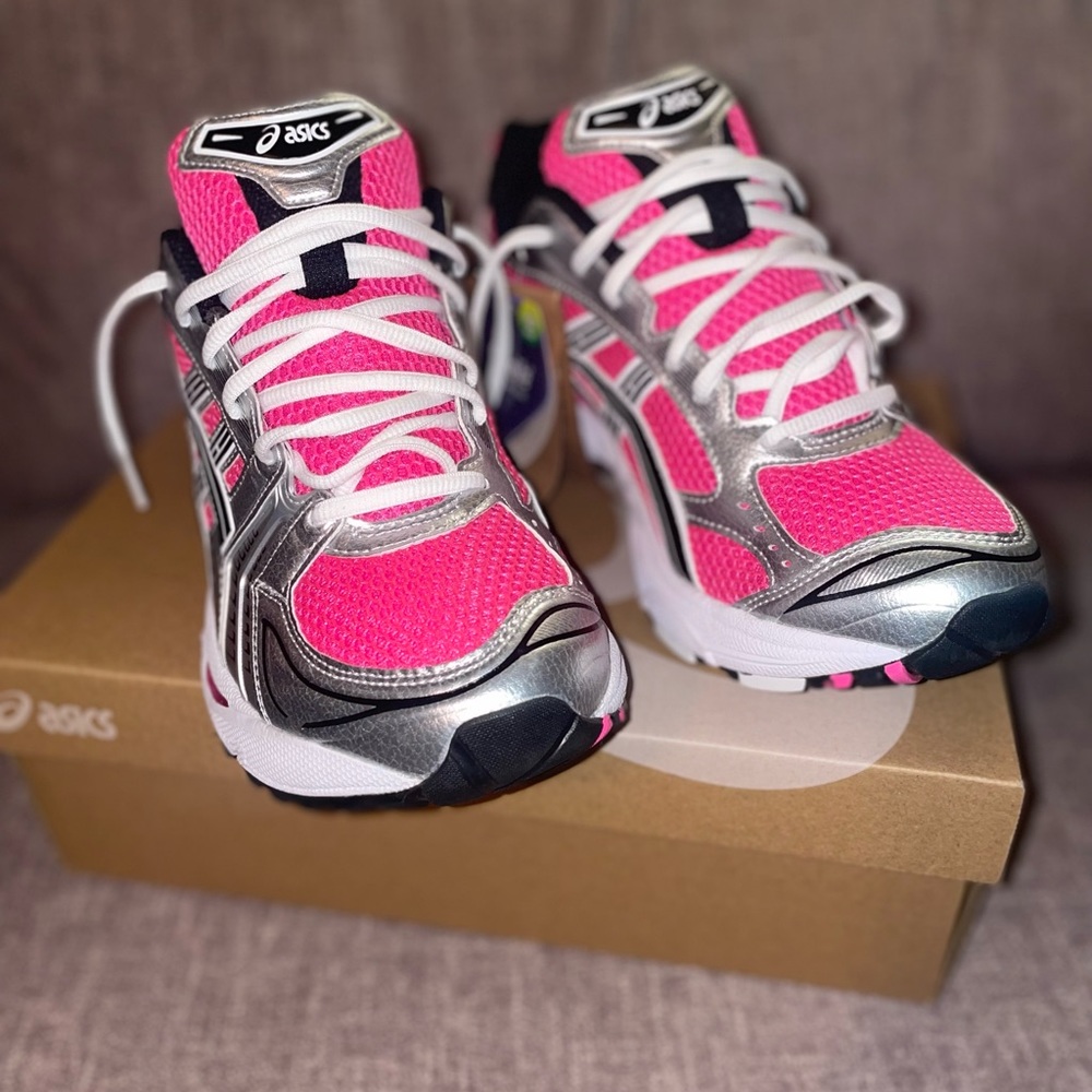 ASICS Gel-Kayano 14